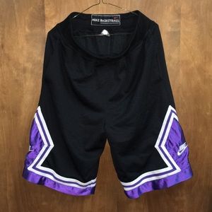 Nike Basketball Men’s Shorts Sacramento Kings